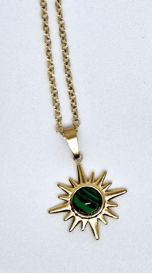 Vega Gold Star Necklace with Malachite stone - Stellify
